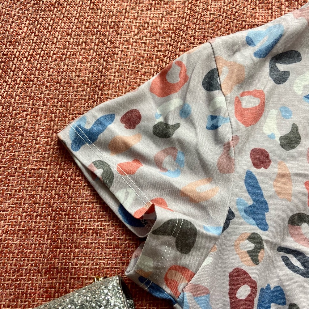 Multicolor cheetah top - Picture 3 of 5